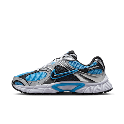 Nike V5 RNR Women's Shoes. Nike CA